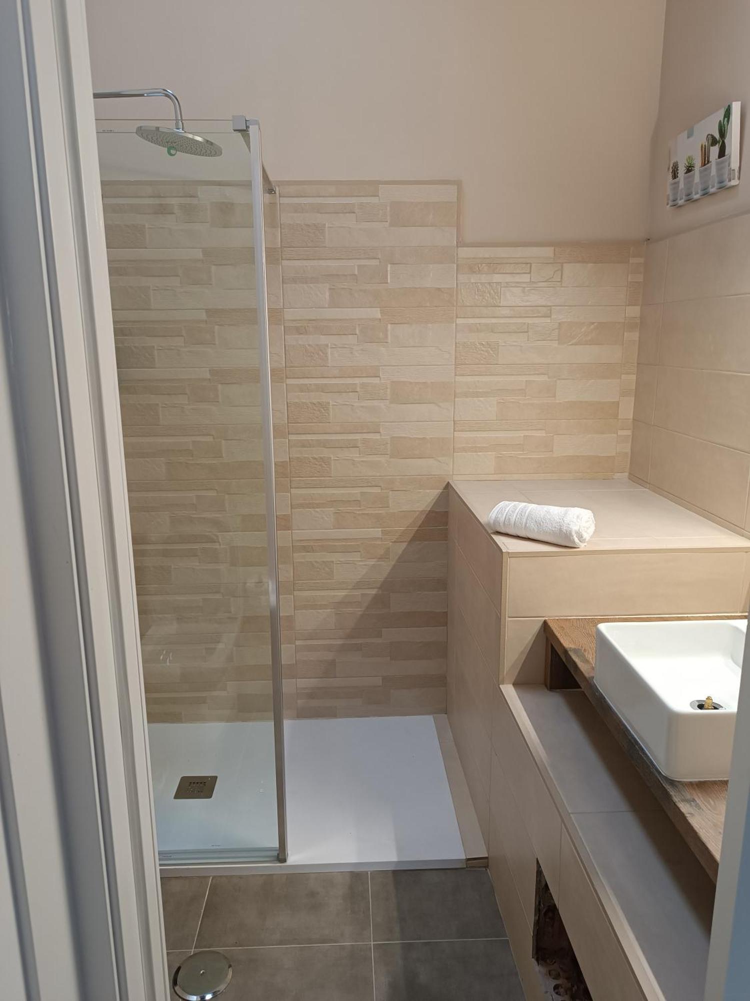 Apartamentos Turisticos Avila Puerta De Los Leales 1-2 エクステリア 写真